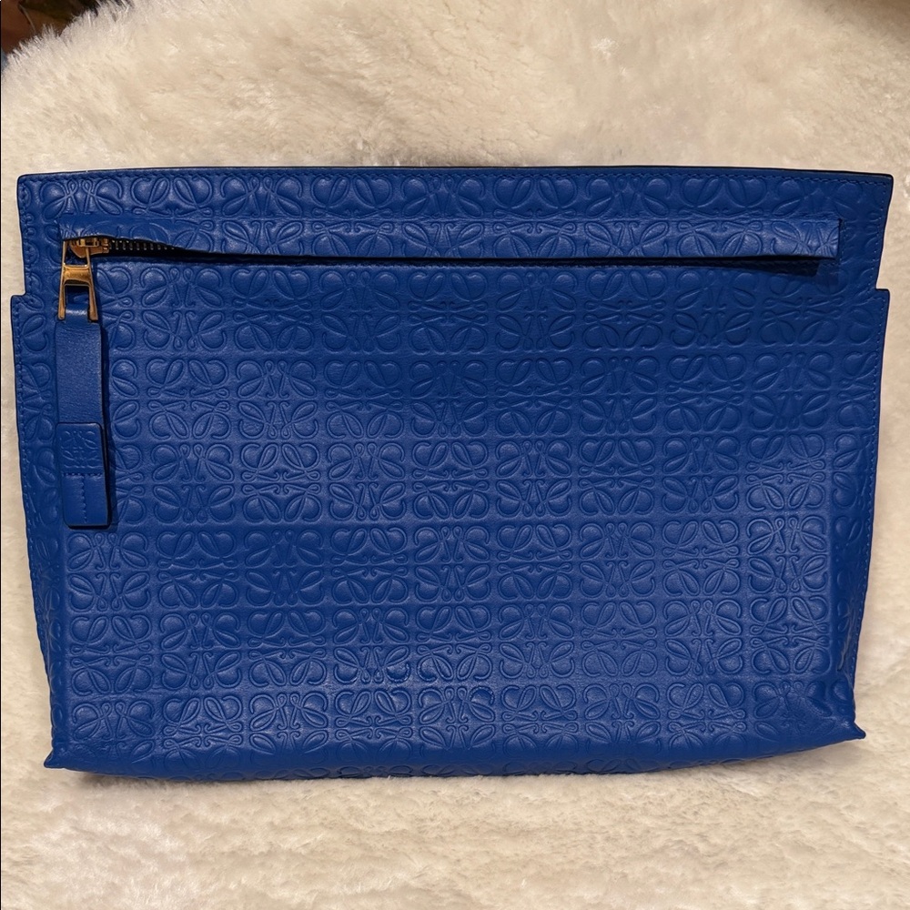 Loewe calfskin T Pouch Anagram Embossed Leather NEW Aunthentic